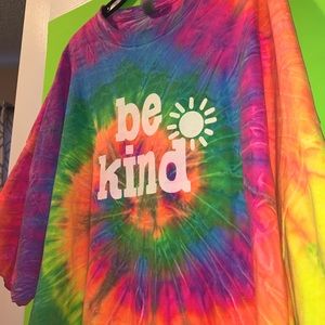 Sunshine Sisters “Be Kind” T-Shirt